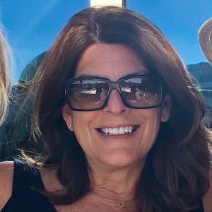 Meet your Posher, Jeanne